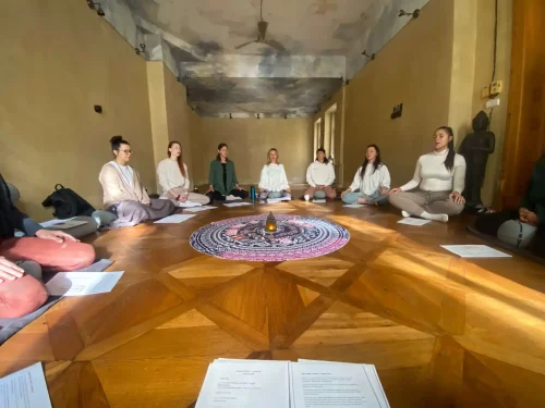 Umění kírtanu říjen 2024