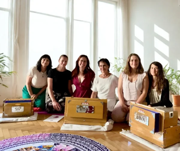 harmonium-cerven-2025